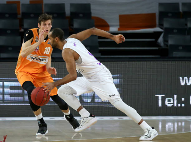 尤文更偏传 尤文更偏传