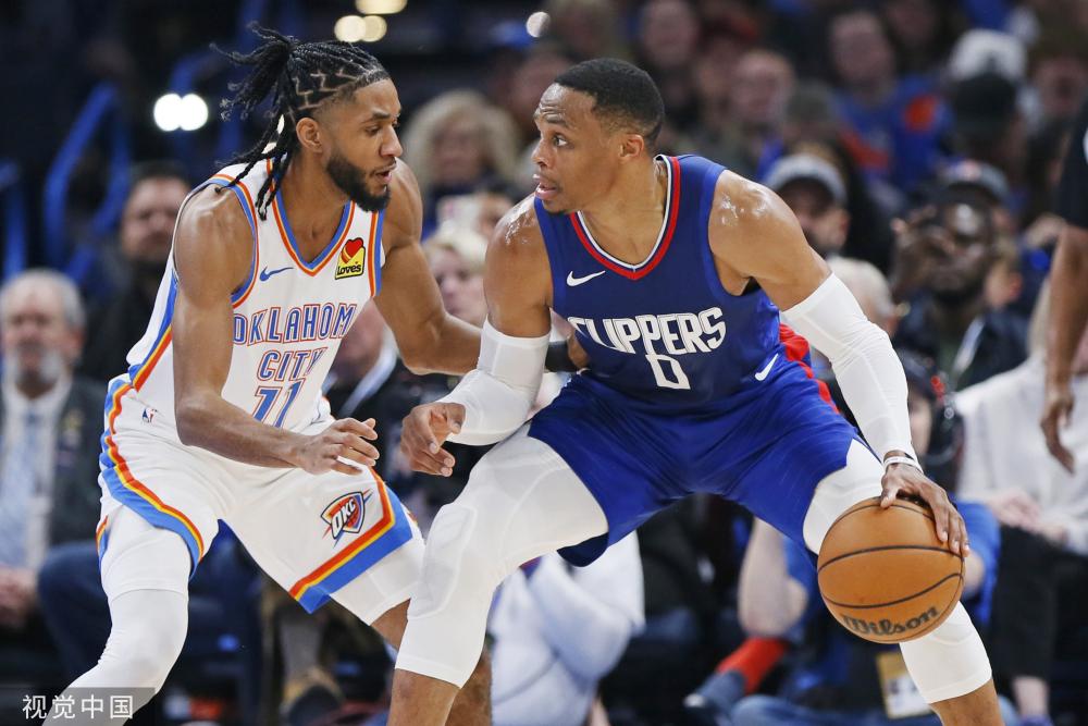 而里夫斯正 而里夫斯正