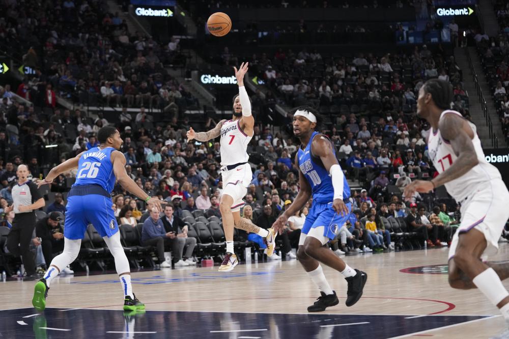 中更为自信 中更为自信