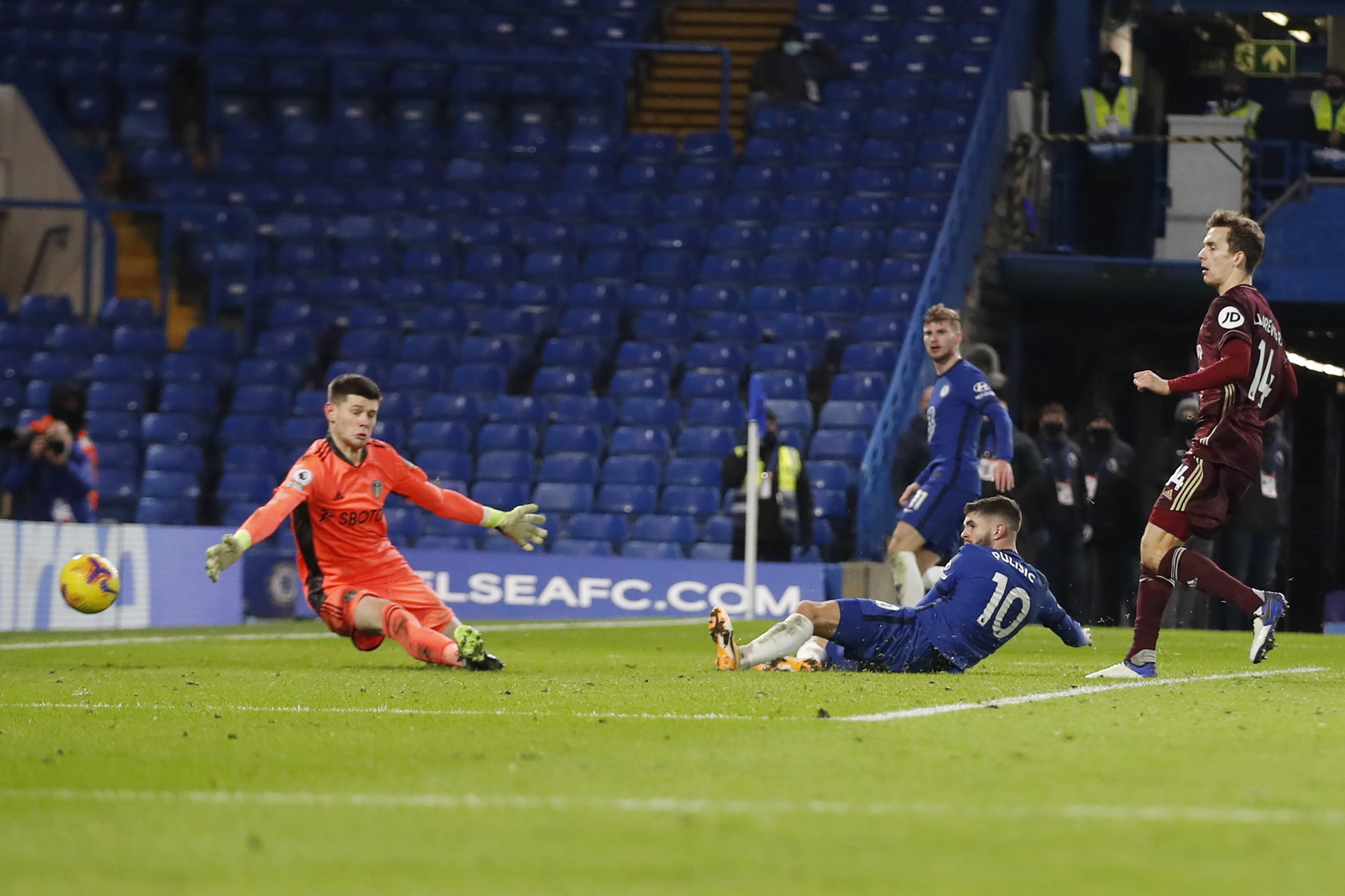 态依然保持 态依然保持