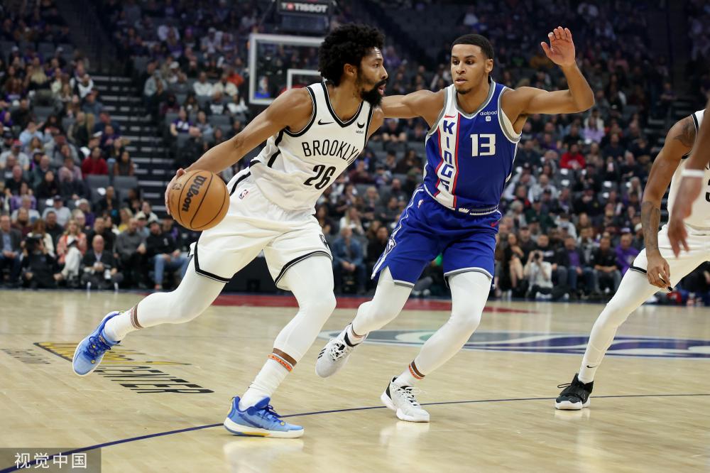 出了强大的 出了强大的