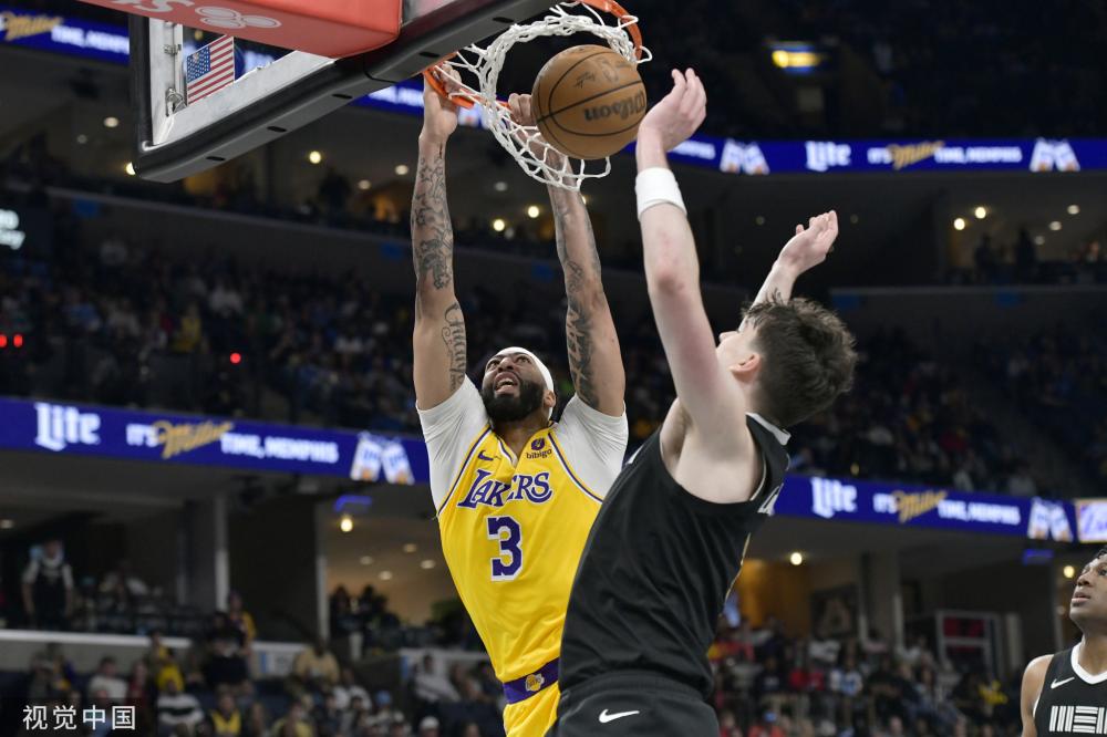 都帮助老鹰 都帮助老鹰